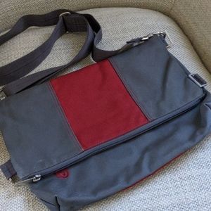 Timbuk2 convertible cross body